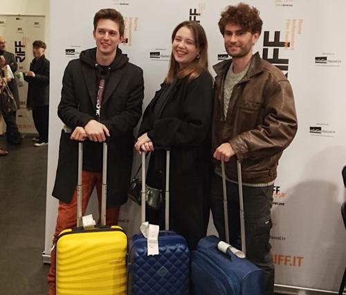 cast-Evelin-e-la-citta-delle-valigie